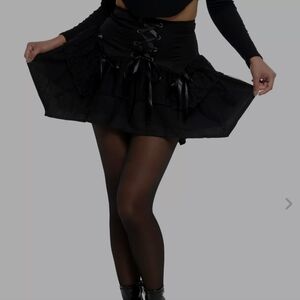 Hot Topic Black Lace-Up Tiered Hanky Hem Skirt